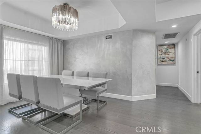 Sherman Oaks, CA 91401,14347 Albers Street #207