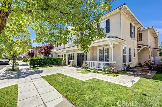 Valencia, CA 91355,23922 Lakeside Road