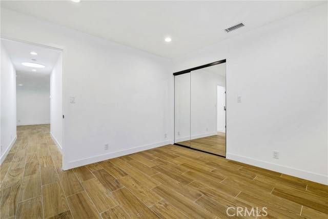 Sherman Oaks, CA 91411,5706 Burnet Avenue