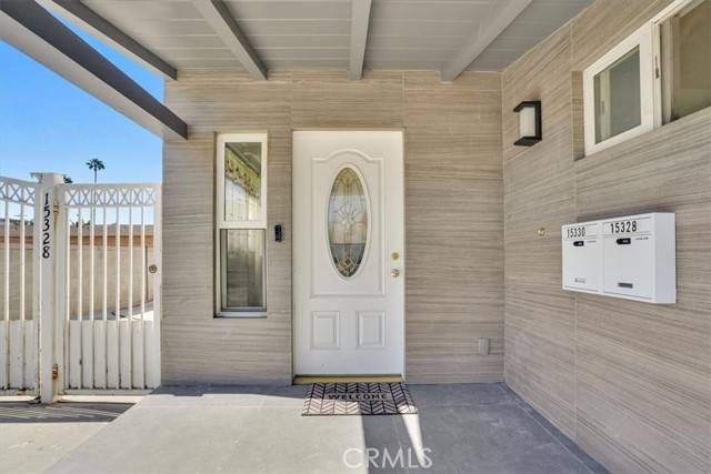 Van Nuys, CA 91406,15330 Hart Street