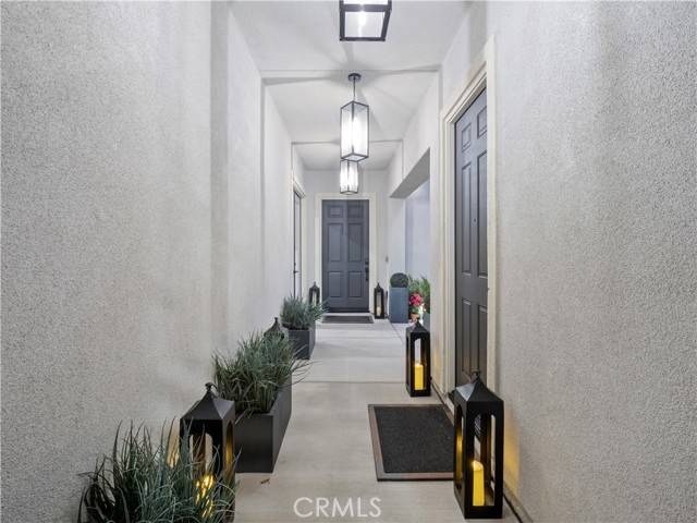 Saugus, CA 91350,22385 Midtown Court