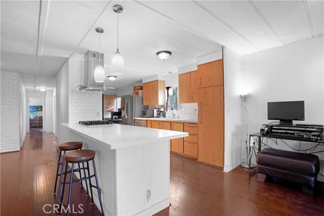 Calabasas, CA 91302,23777 Mulholland Hwy SPC 60