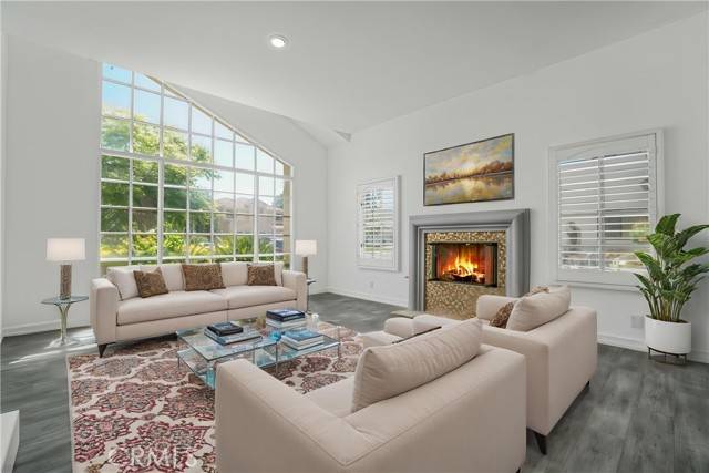 Northridge, CA 91325,9455 Brandon Court