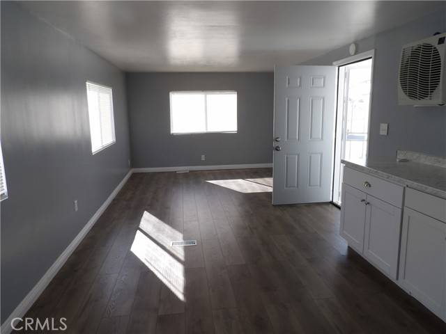 Lancaster, CA 93535,3753 E Avenue I Space 7
