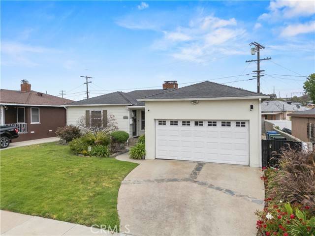 Los Angeles, CA 90047,9804 Haas Avenue