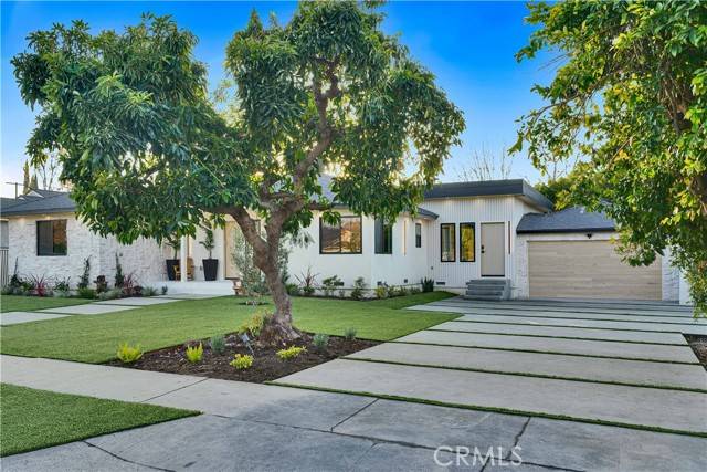 Tarzana, CA 91356,5939 Cahill Avenue