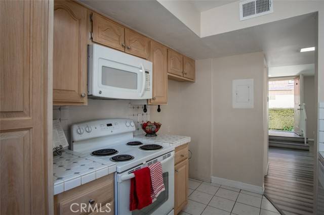Agoura Hills, CA 91301,4114 Yankee Drive