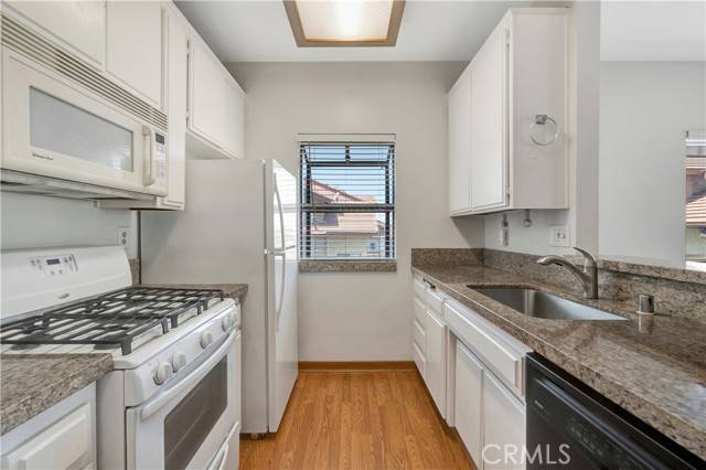 Thousand Oaks, CA 91362,62 Maegan Place #4