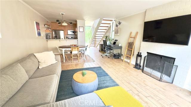 Culver City, CA 90230,5951 Canterbury Drive #17