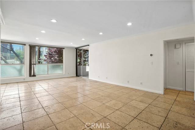 Brentwood, CA 90049,11970 Montana Avenue #102