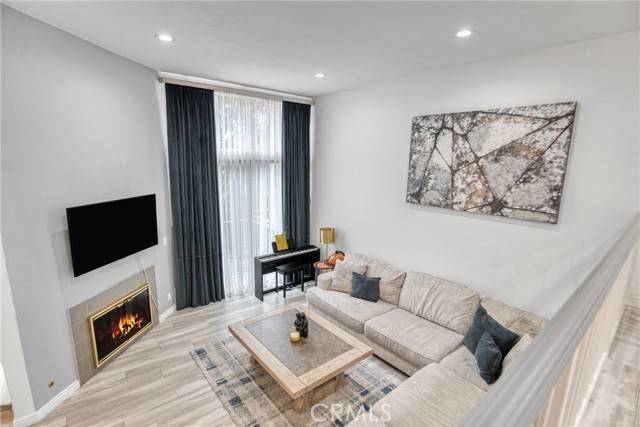 Northridge, CA 91324,9000 Vanalden Avenue #150