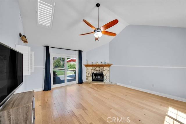 Valencia, CA 91355,26010 Coronado Court