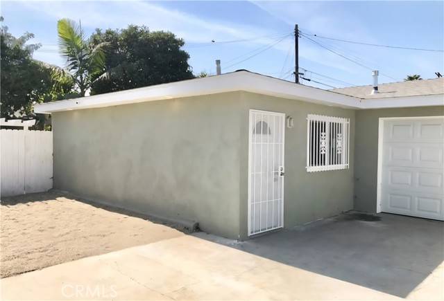 Compton, CA 90222,352 W Peach Street