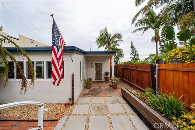 Cardiff By The Sea, CA 92007,2324 Manchester Avenue