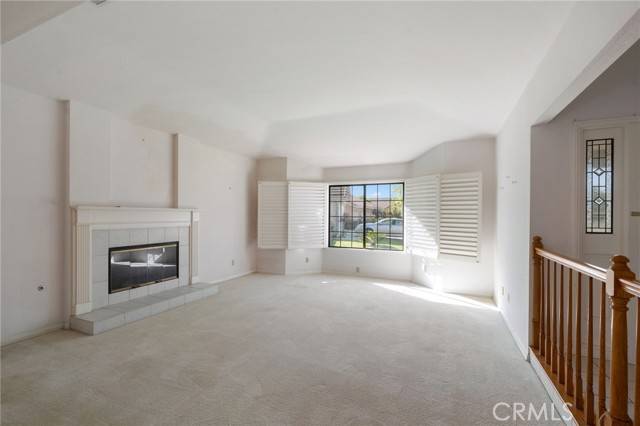 Oxnard, CA 93036,2207 Inverness Court