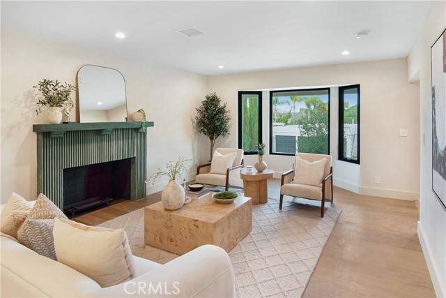 Studio City, CA 91604,11268 Dona Lola Drive
