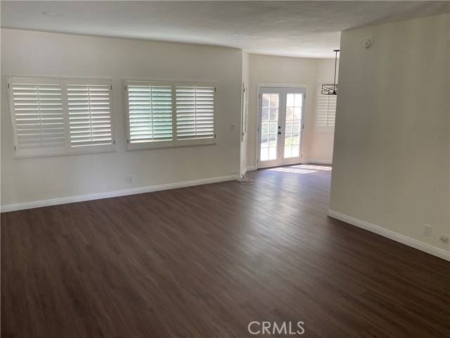 Saugus, CA 91390,28769 Magnolia Way