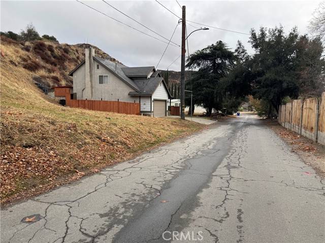 Val Verde, CA 91384,0 Lincoln (NO flood zone!)