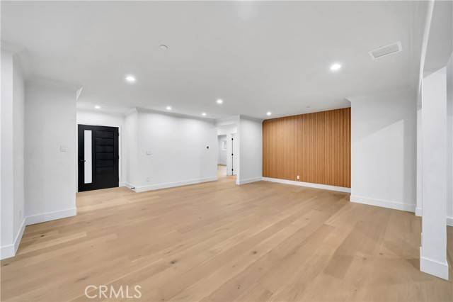 Sherman Oaks, CA 91423,4637 Nagle Avenue