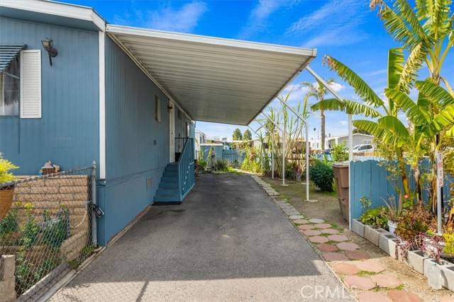 Bakersfield, CA 93308,216 Vivian