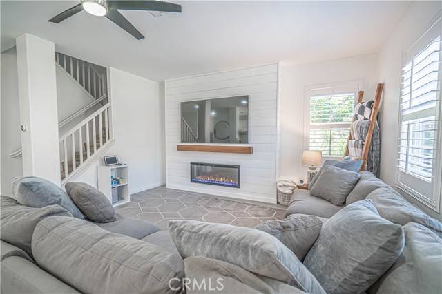 Castaic, CA 91384,28217 Alton Way