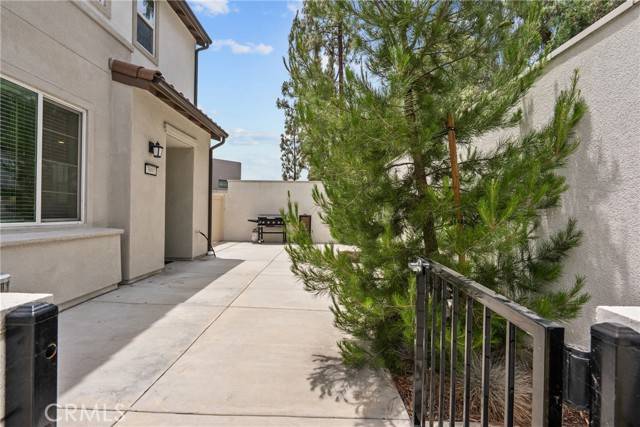 Simi Valley, CA 93065,3001 Honolulu Lane