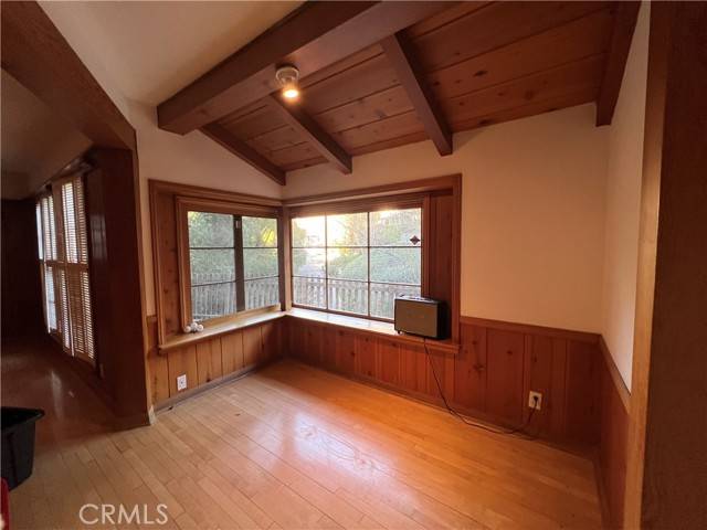 Sherman Oaks, CA 91403,14807 Round Valley Drive