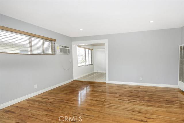 North Hollywood, CA 91606,11549 Sylvan Street #6