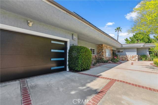 Woodland Hills, CA 91364,20283 Lorenzana Drive