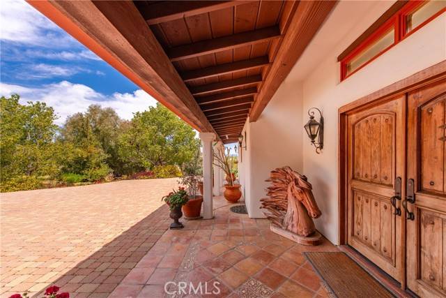 Castaic, CA 91384,30505 Sloan Canyon Road