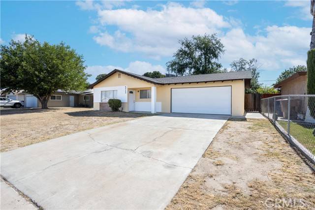 Bakersfield, CA 93307,5712 Midas Street