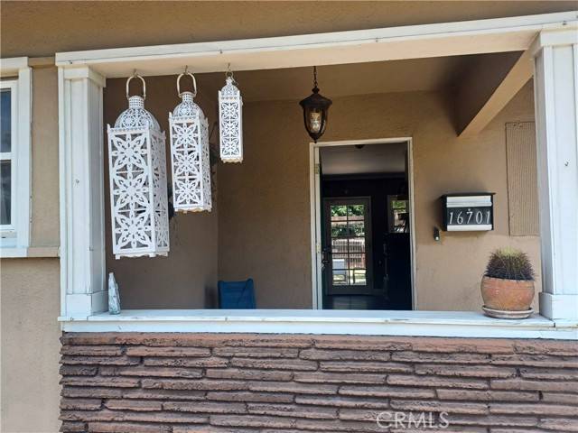 Granada Hills, CA 91344,16701 Chatsworth Street