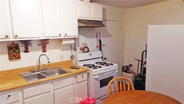 Pacoima, CA 91331,13912 Daventry Street