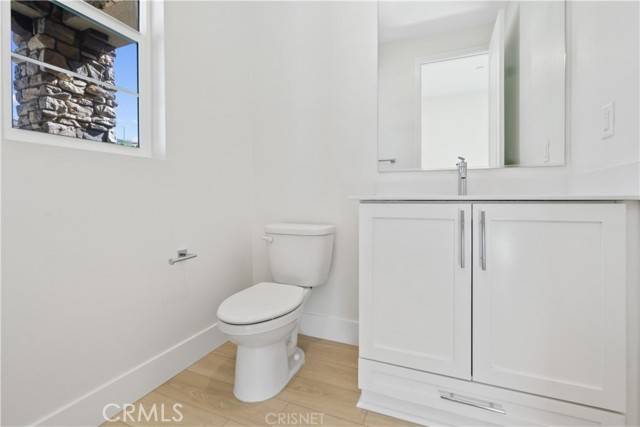 Newhall, CA 91321,20924 Silvergate Way