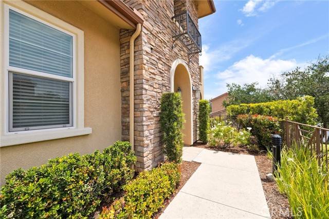 Valencia, CA 91354,28426 Herrera Street