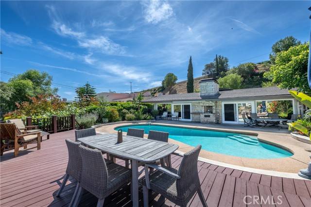 Encino, CA 91316,4314 Coronet Drive