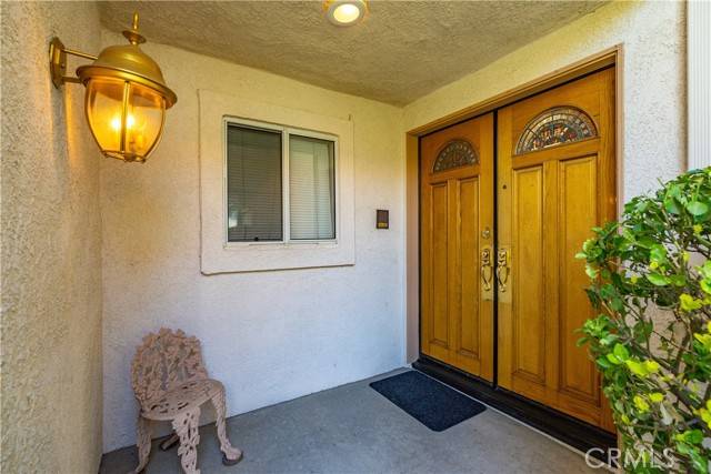 Saugus, CA 91390,28852 Woodside Drive