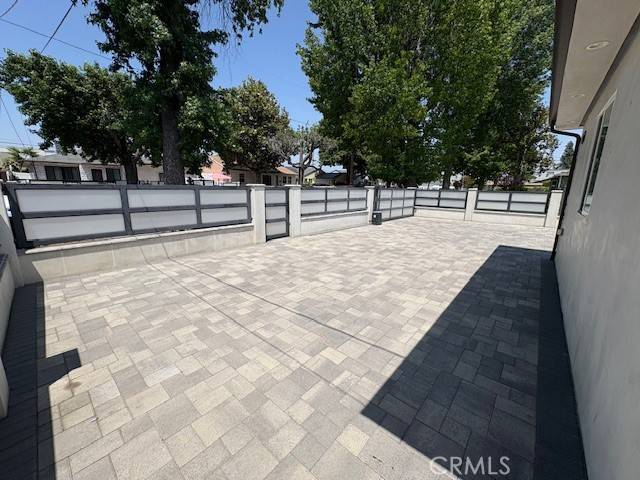 Van Nuys, CA 91405,14148 Cohasset Street
