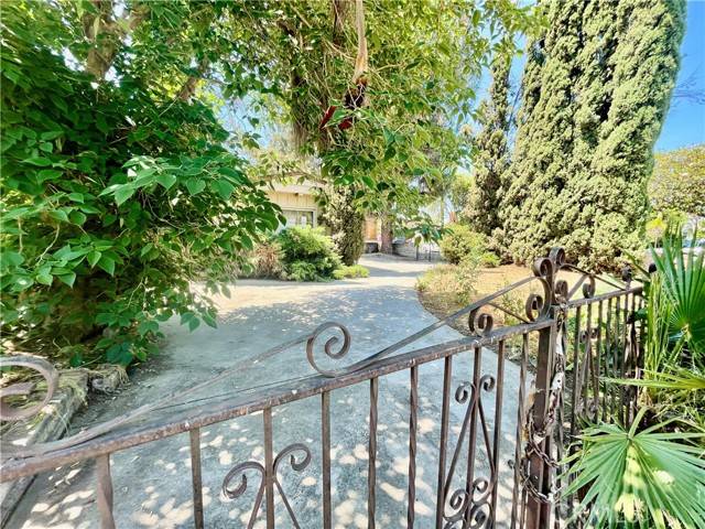 Lake Balboa, CA 91406,15864 Marlin Place