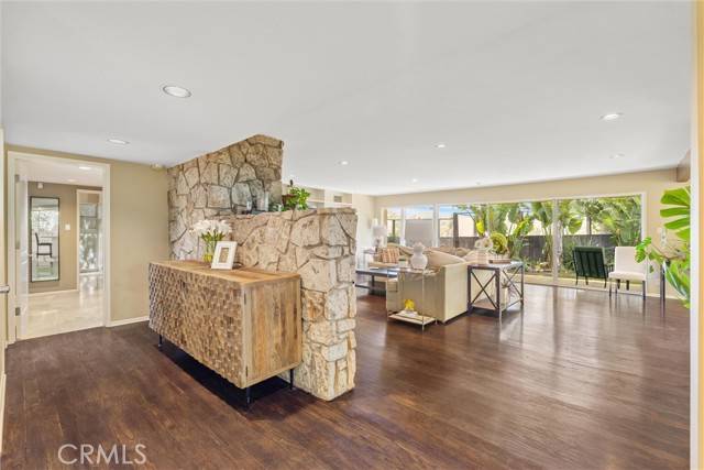 Sherman Oaks, CA 91403,3517 Scadlock Lane