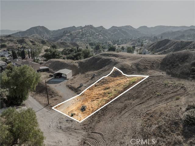 Val Verde, CA 91384,1 Lomita Dr