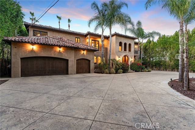 Woodland Hills, CA 91367,23115 Erwin Street