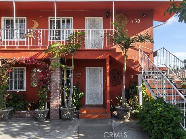 Compton, CA 90220,330 W Laurel Street #B
