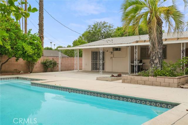 Northridge, CA 91325,10120 Andasol Avenue