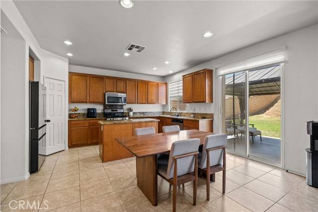 Palmdale, CA 93551,2728 Hornbeam Road