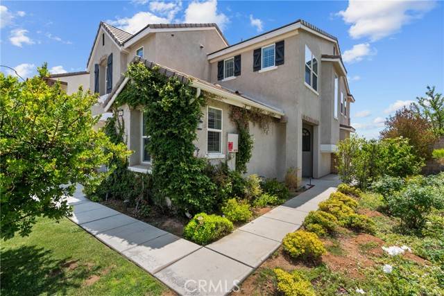 Valencia, CA 91354,28992 N West Hills Drive