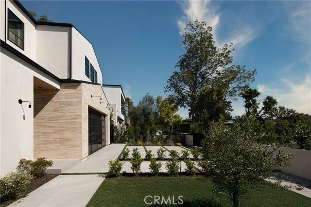 Sherman Oaks, CA 91423,4455 Katherine Avenue