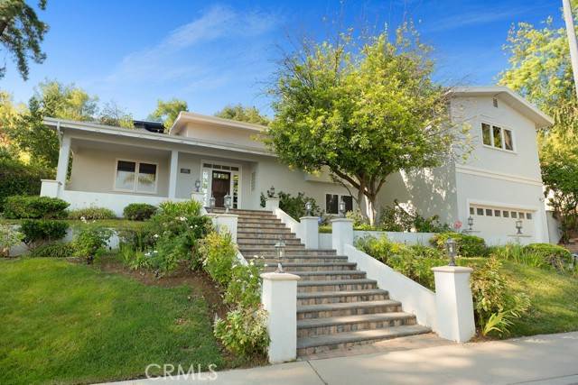 Encino, CA 91316,17232 Quesan Place