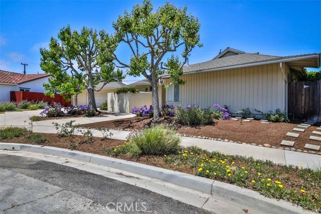 Costa Mesa, CA 92626,2857 Serang Place