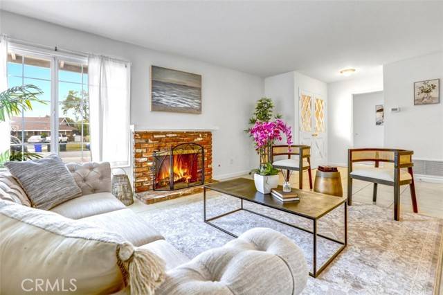 Canyon Country, CA 91351,27142 Langside Avenue